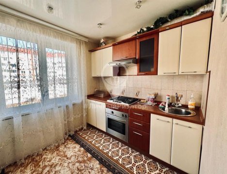 2-к квартира, 5/5 эт., 54м²