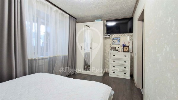 2-к квартира, 1/5 эт., 61м²