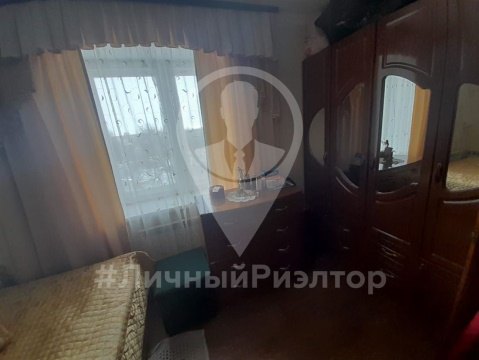3-к квартира, 5/5 эт., 50м²