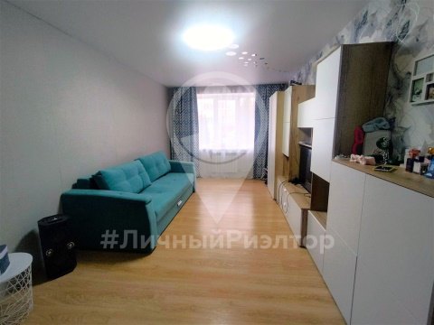1-к квартира, 1/10 эт., 40м²