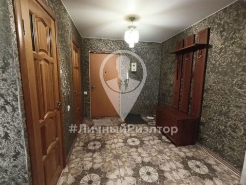 2-к квартира, 1/6 эт., 66м²