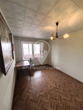 2-к квартира, 4/9 эт., 52м²