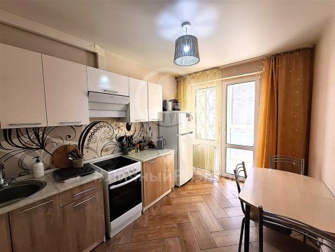 1-к квартира, 7/18 эт., 32м²