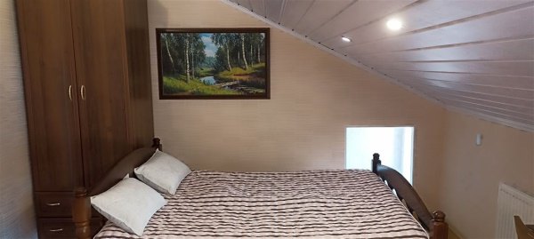 Дом 180м², участок 6 сот.