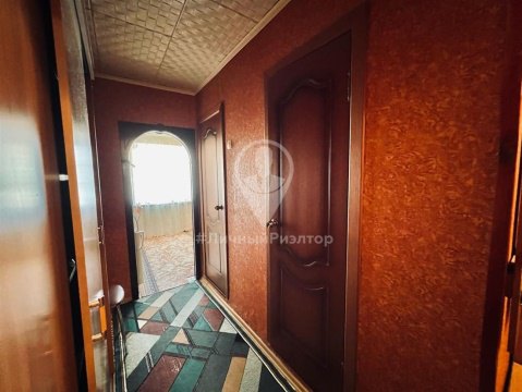 2-к квартира, 5/5 эт., 54м²