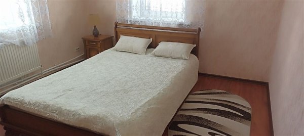 Дом 180м², участок 6 сот.