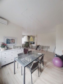 2-к квартира, 2/8 эт., 73м²