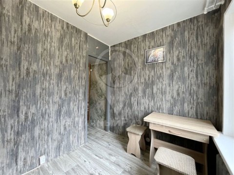 2-к квартира, 2/5 эт., 37м²