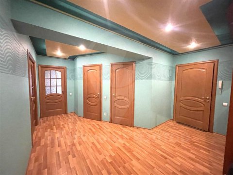 3-к квартира, 1/7 эт., 96м²