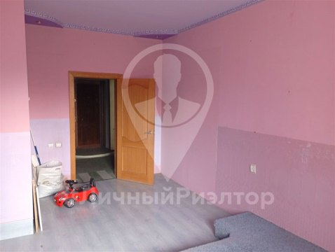 2-к квартира, 3/3 эт., 195м²