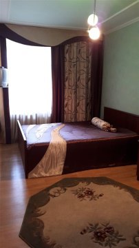 2-к квартира, 4/5 эт., 57м²