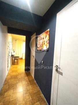 1-к квартира, 1/10 эт., 40м²