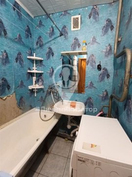 3-к квартира, 7/10 эт., 70м²
