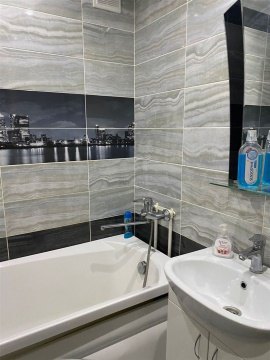 2-к квартира, 5/5 эт., 52м²