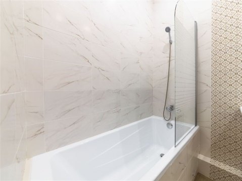 2-к квартира, 2/15 эт., 75м²