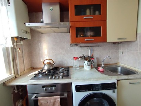 2-к квартира, 5/5 эт., 43м²