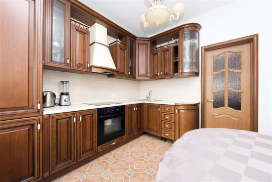 1-к квартира, 10/11 эт., 42м²