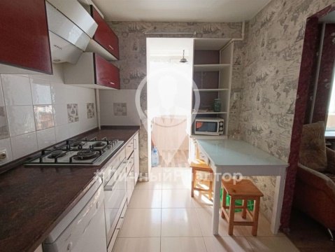 2-к квартира, 1/6 эт., 66м²