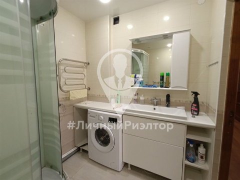 2-к квартира, 1/6 эт., 66м²